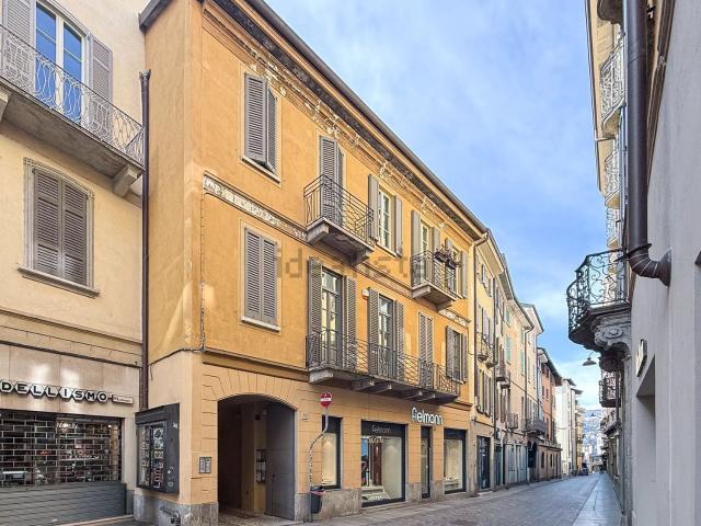 Appartamento in vendita a Sant'Agostino, Como