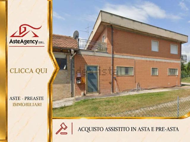 Appartamento in vendita a Contrada Chiaravalle, Marche