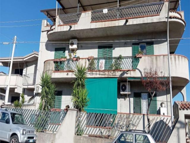 Appartamento in vendita a Calabria, Reggio Calabria