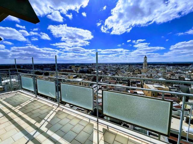 Attico in vendita a Puglia, Bari