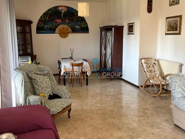 Appartamento in vendita a Carrara, Toscana