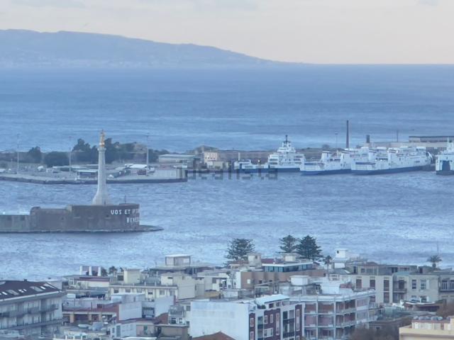 Appartamento in vendita a V Circoscrizione, Messina