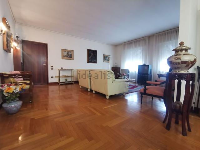 Appartamento in vendita a La Chiusa, Casteggio