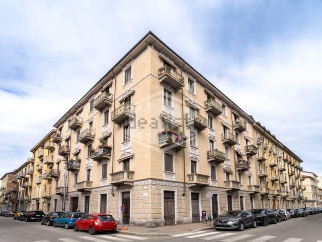 Appartamento in vendita a Circoscrizione 7, Piemonte