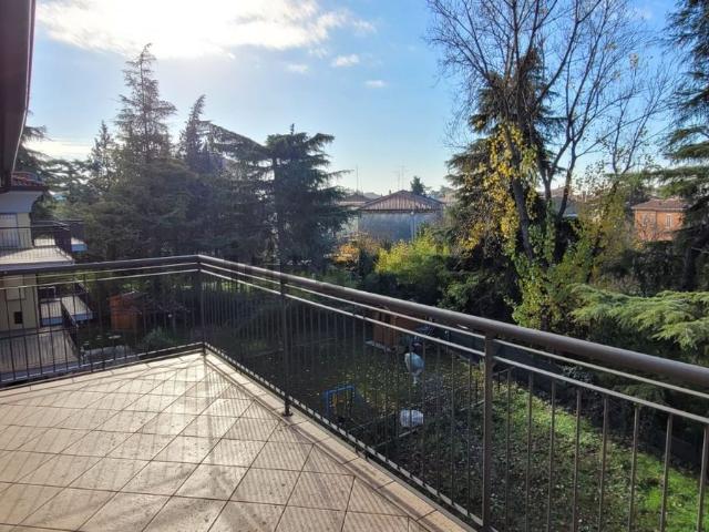 Appartamento in vendita a Sud-Est, Brenzone