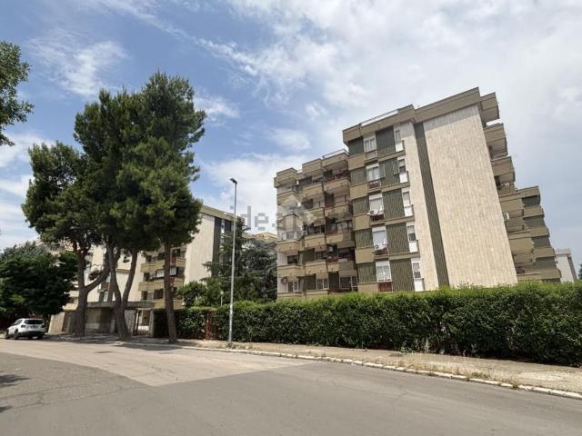 Appartamento in vendita a Rione San Ciro, Puglia