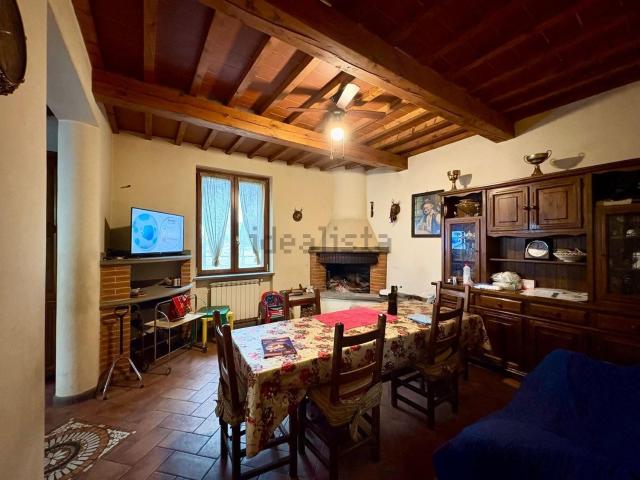 Appartamento in vendita a Prato, Toscana