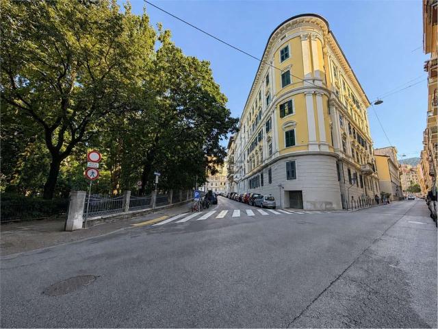 Appartamento in vendita a Roiano-Gretta-Barcola-Cologna-Scorcola, Villa Opicina