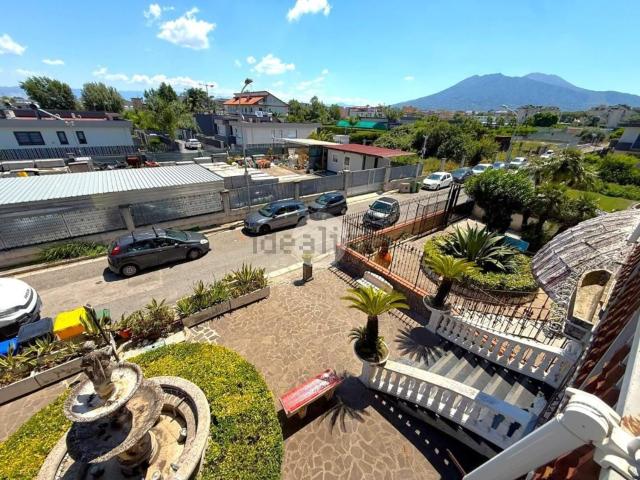 Appartamento in vendita a Volla, Campania