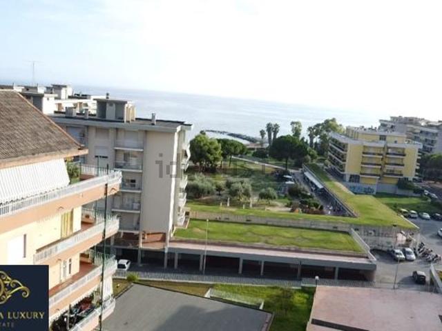 Appartamento in vendita a Ventimiglia, Liguria