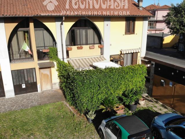 Appartamento in vendita a Bareggio, Milano