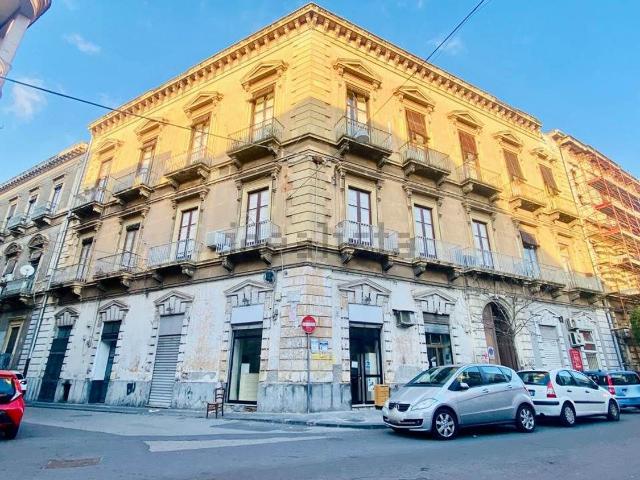 Appartamento in vendita a Centro storico, Catania
