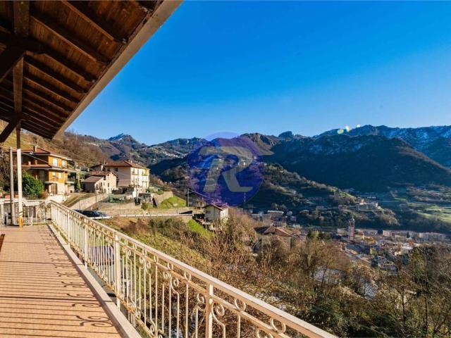 Appartamento in vendita a Comunità Montana della Valle Brembana, San Pellegrino Terme