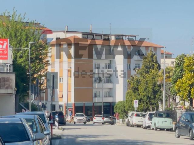 Appartamento in vendita a Porta Pesa, Marche