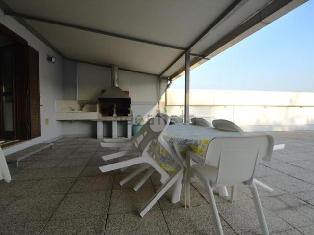 Appartamento in vendita a Cavenago Brianza, Lombardia