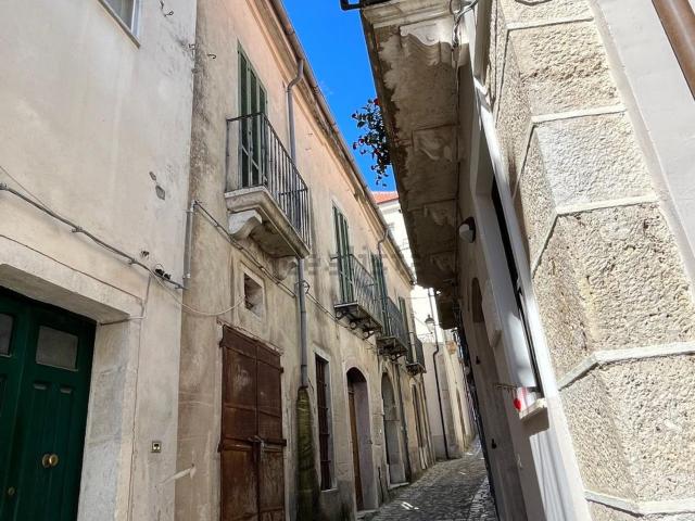 Appartamento in vendita a Buccino, Salerno