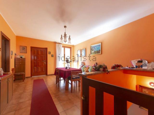 Appartamento in vendita a Arese, Milano