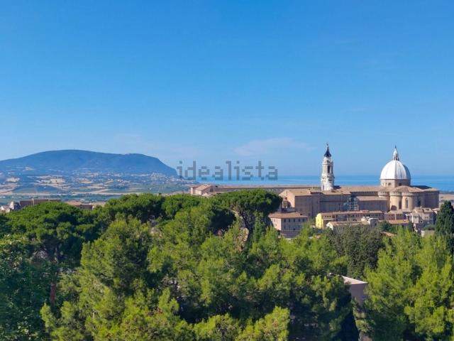Appartamento in vendita a Marche, Ancona