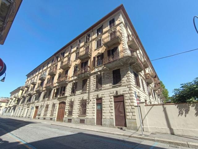 Appartamento in vendita a Circoscrizione 1, Piemonte