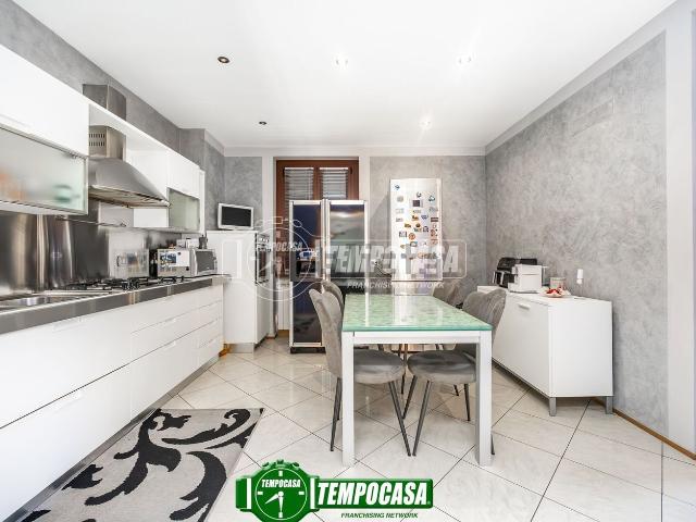 Appartamento in vendita a Capriate San Gervasio, Lombardia