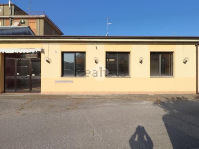 Appartamento in vendita a Marmirolo, Mantova