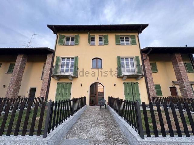 Appartamento in vendita a Stradella, Lombardia