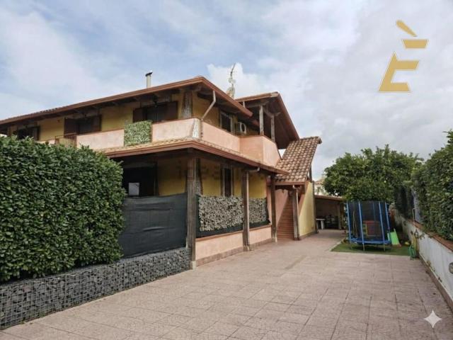 Appartamento in vendita a Colle degli Osci, Giugliano In Campania