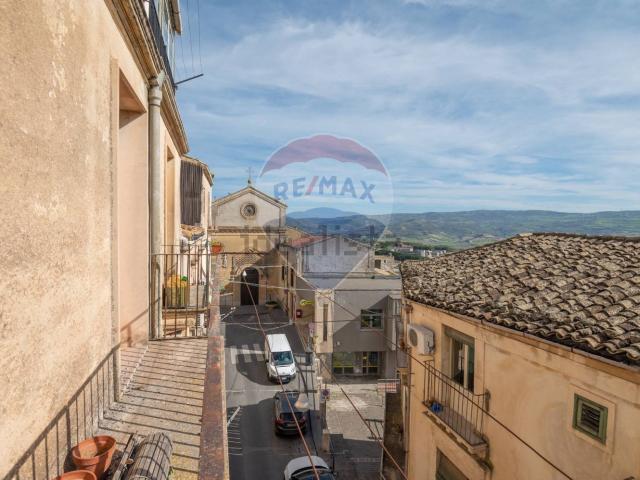 Appartamento in vendita a Vizzini, Catania