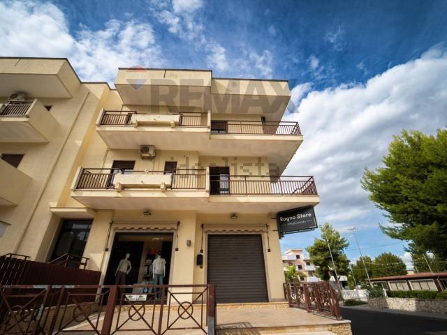 Appartamento in vendita a San Giorgio Ionico, Taranto