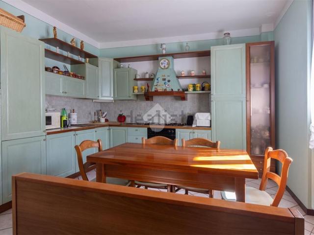 Appartamento in vendita a Gussago, Lombardia