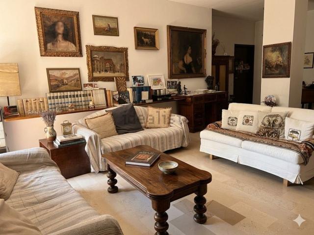 Appartamento in vendita a Centro, Gallarate