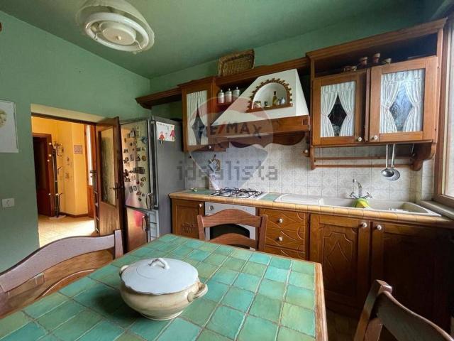 Appartamento in vendita a Unione dei comuni Media Valle del Serchio, Toscana