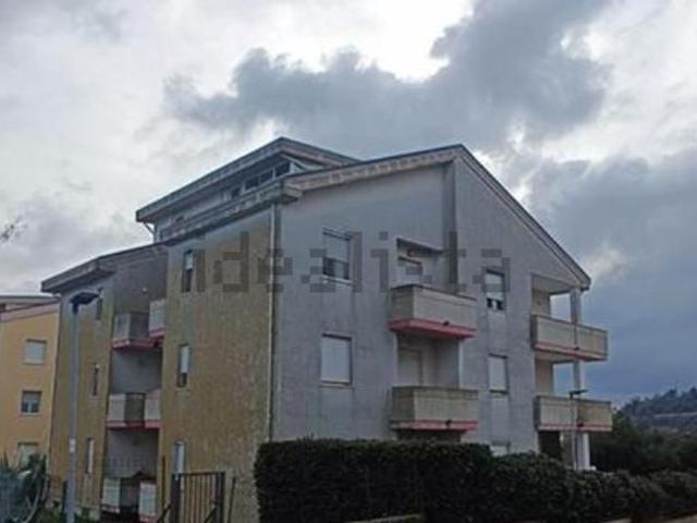 Appartamento in vendita a Atri, Teramo