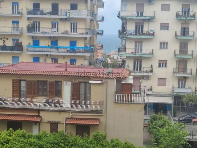 Appartamento in vendita a Ercolano, Campania