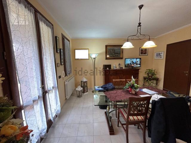 Appartamento in vendita a Stienta, Veneto