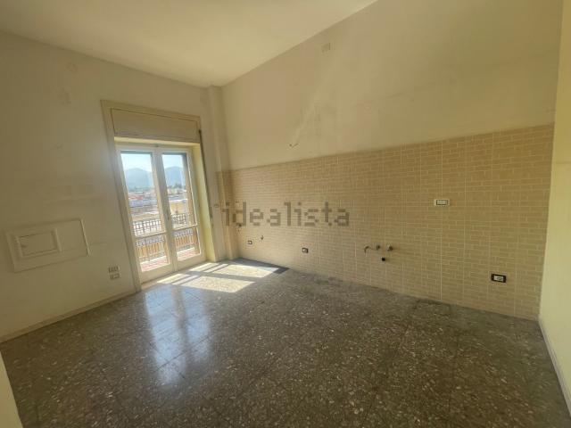 Appartamento in vendita a Nola, Campania