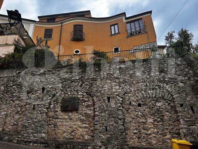 Appartamento in vendita a Candida, Campania