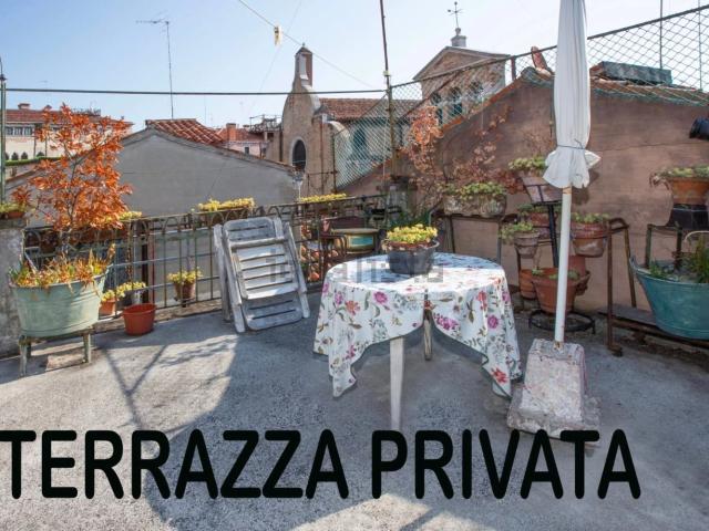 Appartamento in vendita a Venezia-Murano-Burano, Venezia