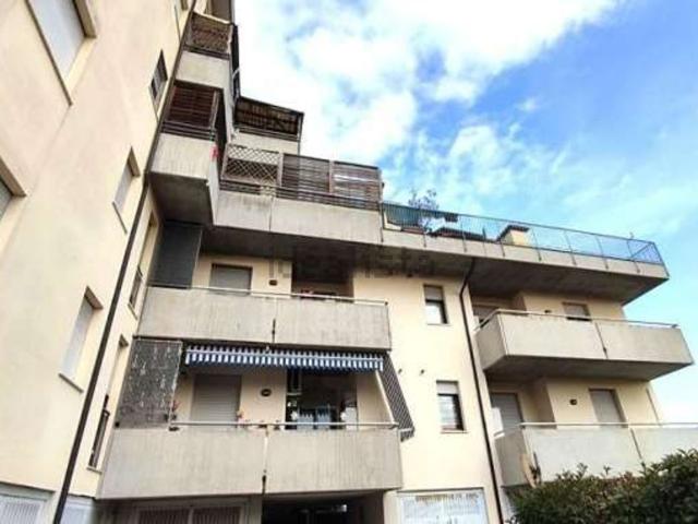Appartamento in vendita a Maddalene, Vicenza