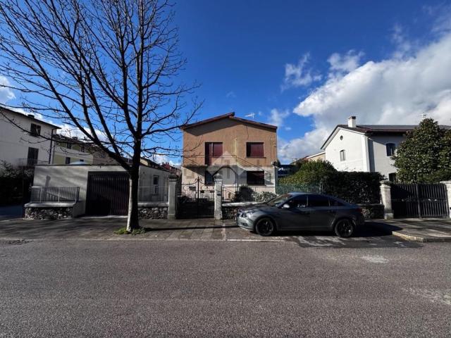 Appartamento in vendita a Schio, Veneto