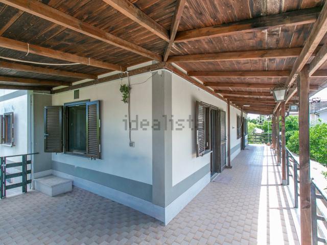 Appartamento in vendita a Residenza Claudia, Roma Capitale