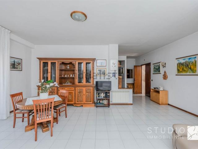 Appartamento in vendita a Quarrata, Toscana