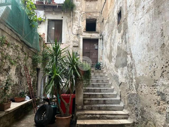 Appartamento in vendita a Quartiere Tribunale, Calabria