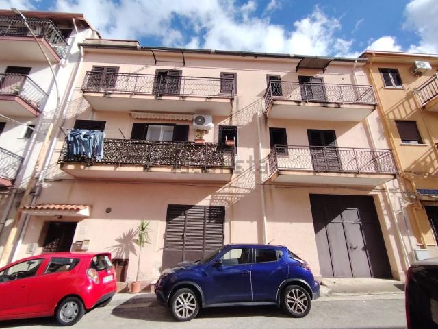 Appartamento in vendita a Montelepre, Sicilia