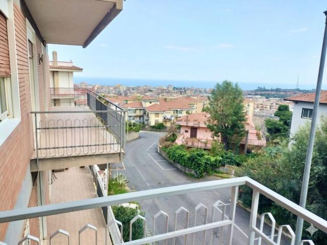 Appartamento in vendita a Fasano, Gravina Di Catania