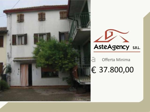 Appartamento in vendita a Crocetta Del Montello, Veneto
