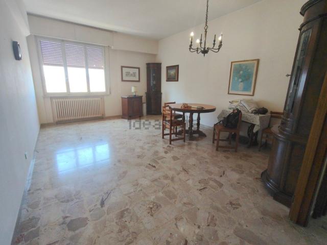Appartamento in vendita a Centro storico, Pesaro