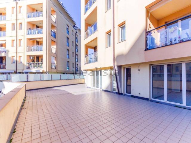 Appartamento in vendita a Sestri Ponente, Genova