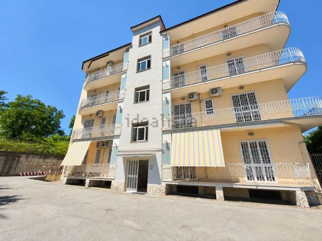 Appartamento in vendita a Piscinola, Napoli