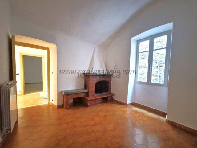 Appartamento in vendita a Soldano, Liguria